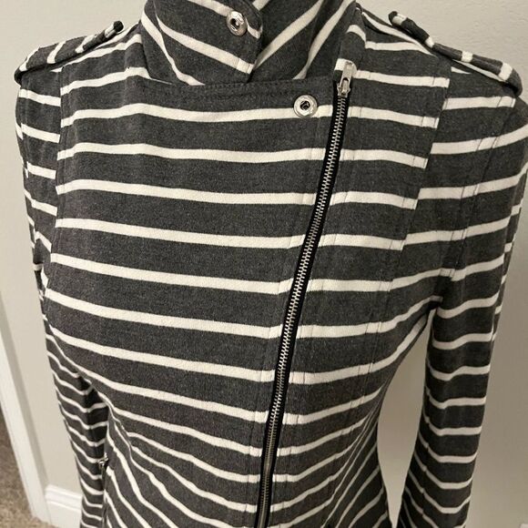 Market & Spruce Asymmetrical Motorcycle Jacket Gray & White Stripe Size Small - Picture 2 of 5